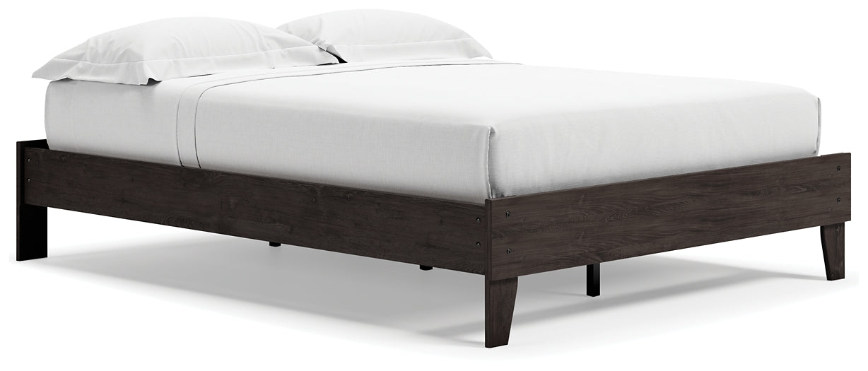 Piperton Queen Platform Bed