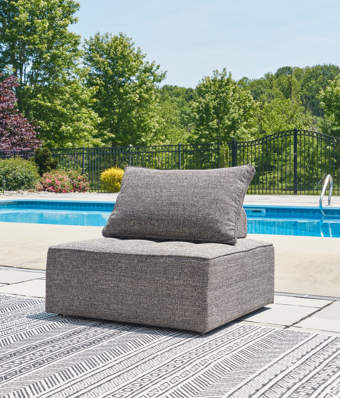 Bree Zee 7-Piece Outdoor Modular Seating