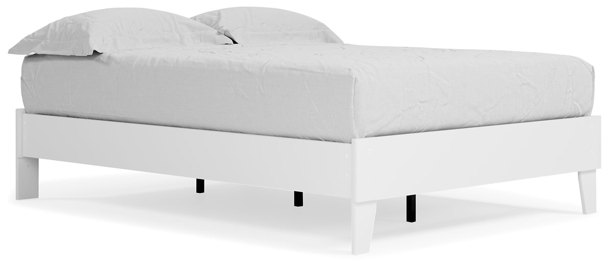 Piperton Full Platform Bed with Dresser and 2 Nightstands