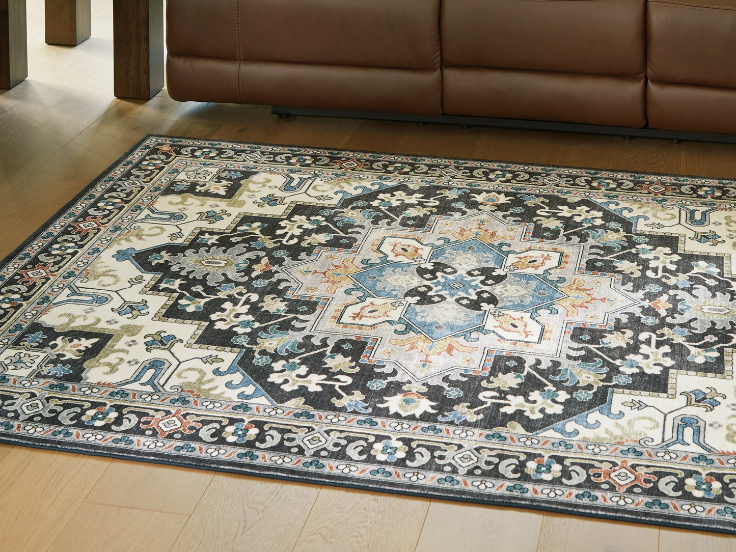 Leningston Washable Medium Rug